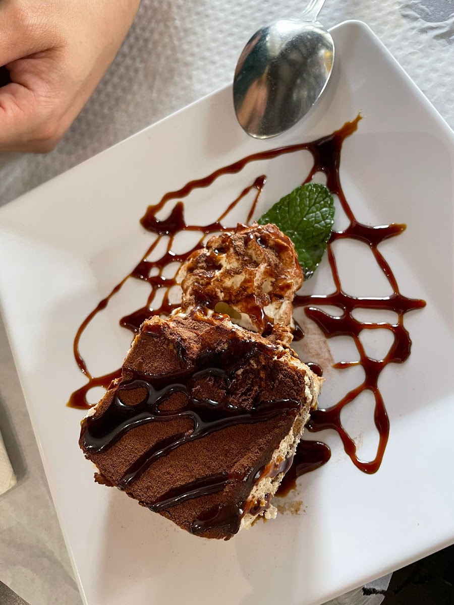 La Carbonara Restaurant-5